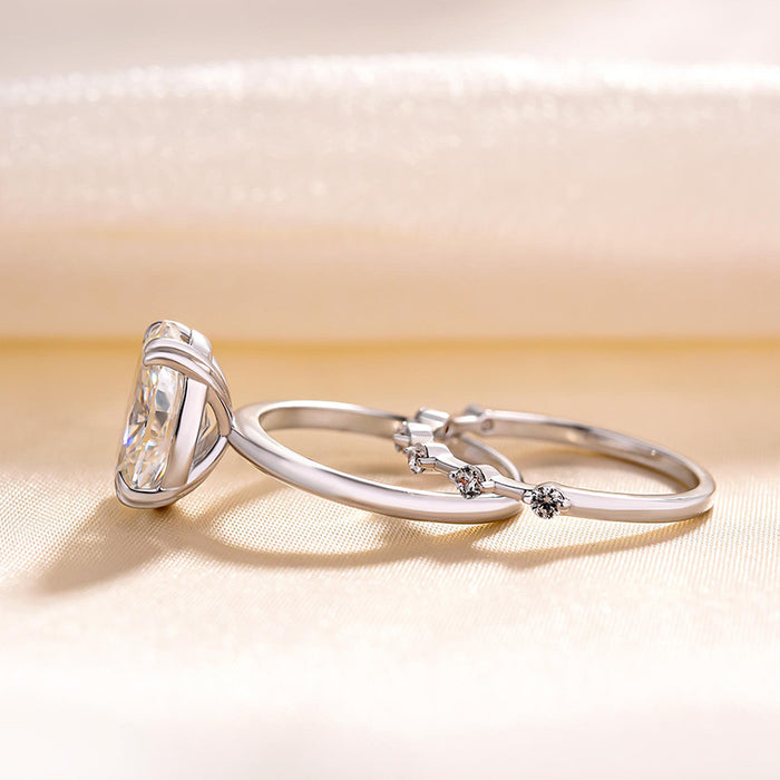 2Pcs Oval Cut Golden Tone Wedding Ring Bridal Set In Sterling Silver