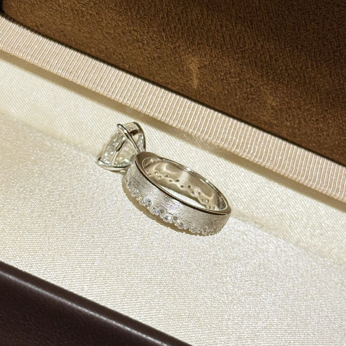 Elegant Textured Band & Side Stones Solitaire Oval Cut Sterling Silver Ring