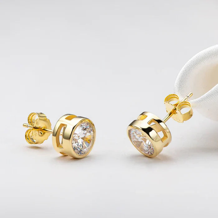 Moissanite  Round Cut Bezel Stud Earrings In Sterling Silver
