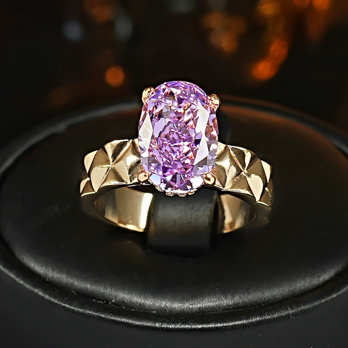 Oval Cut Engagement Ring with Retro Argyle Band