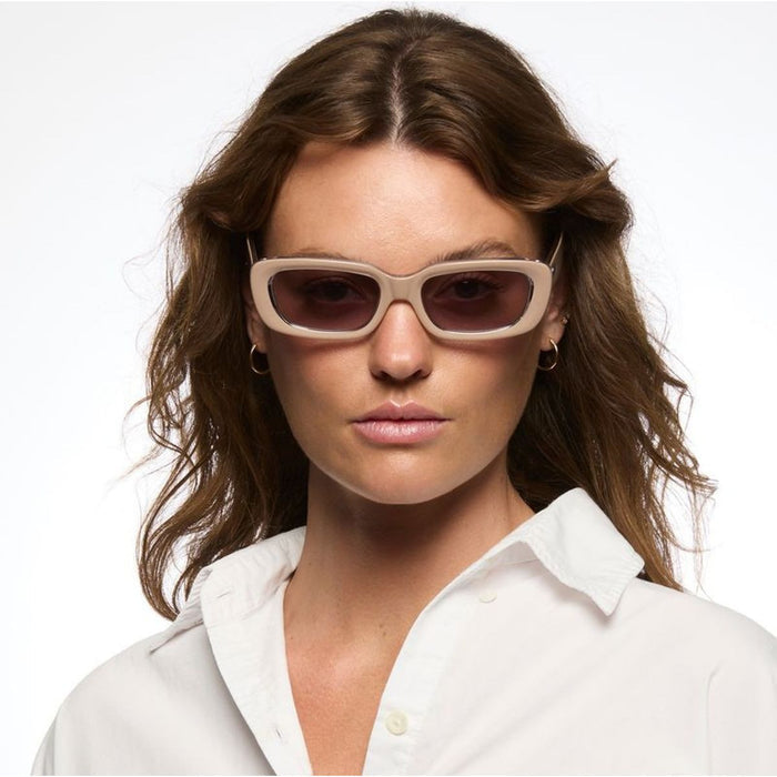 Tune, Ivory Beige Fade Crystal/Amber Gradient Bio Lenses
